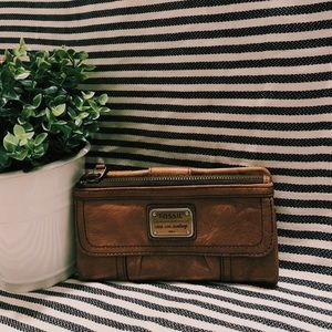 Fossil wallet